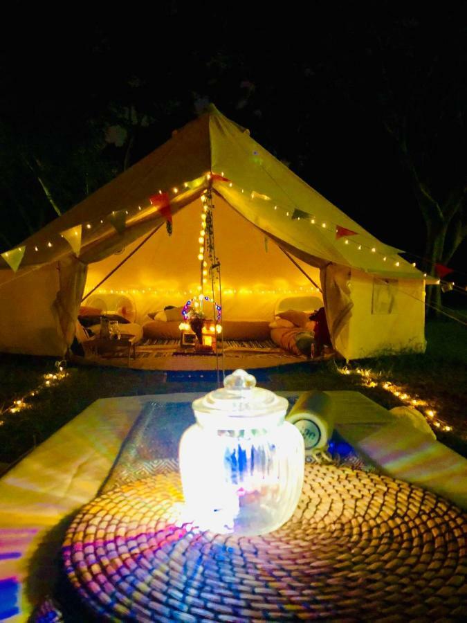 Glamping Kaki - Medium Bell Tent Singapore Bagian luar foto