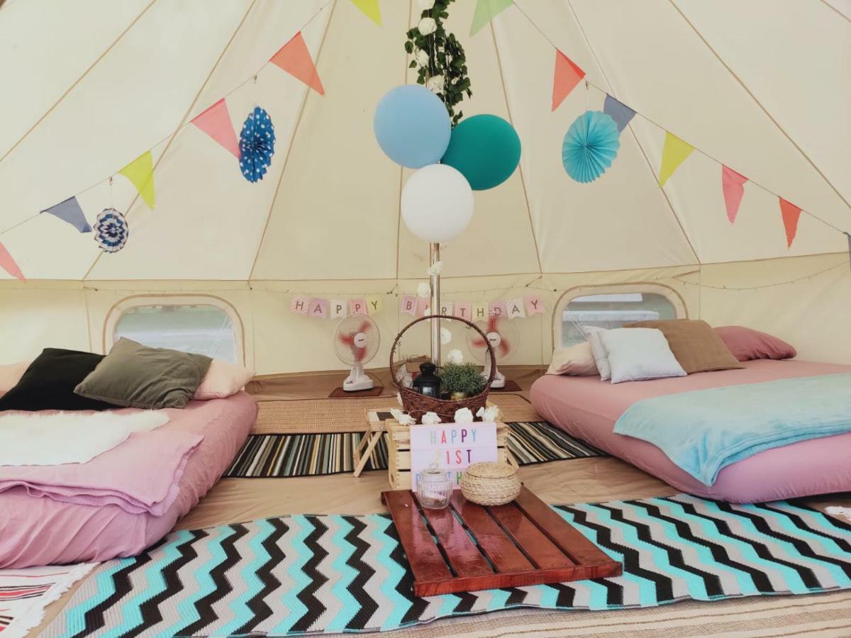 Glamping Kaki - Medium Bell Tent Singapore Bagian luar foto