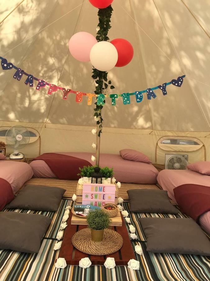 Glamping Kaki - Medium Bell Tent Singapore Bagian luar foto