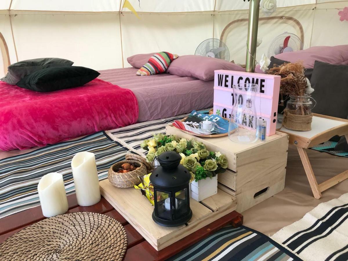 Glamping Kaki - Medium Bell Tent Singapore Bagian luar foto