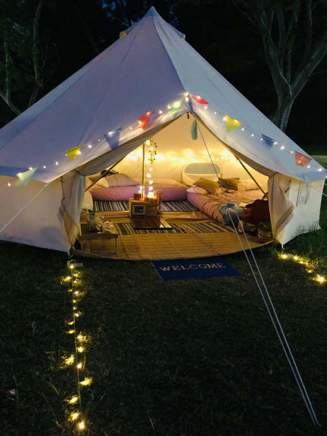 Glamping Kaki - Medium Bell Tent Singapore Bagian luar foto