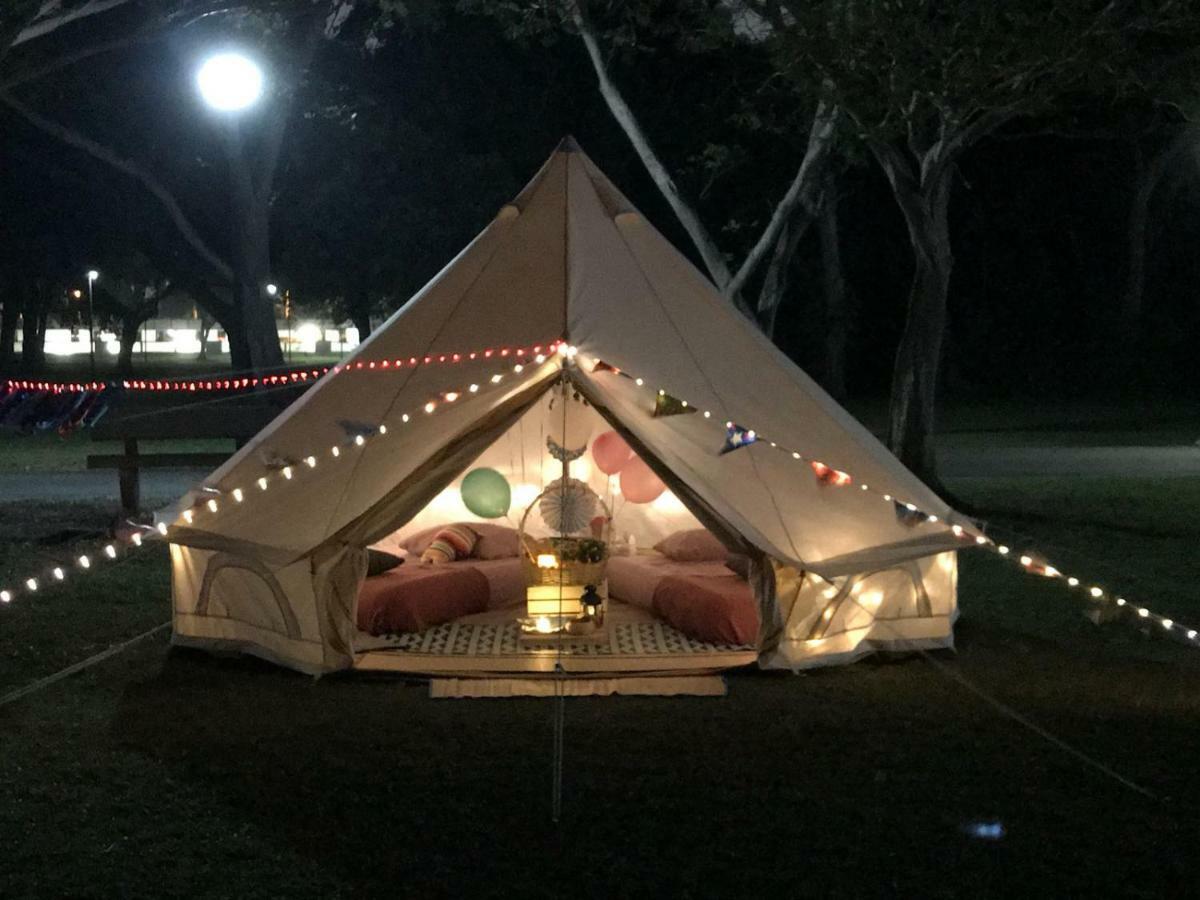 Glamping Kaki - Medium Bell Tent Singapore Bagian luar foto