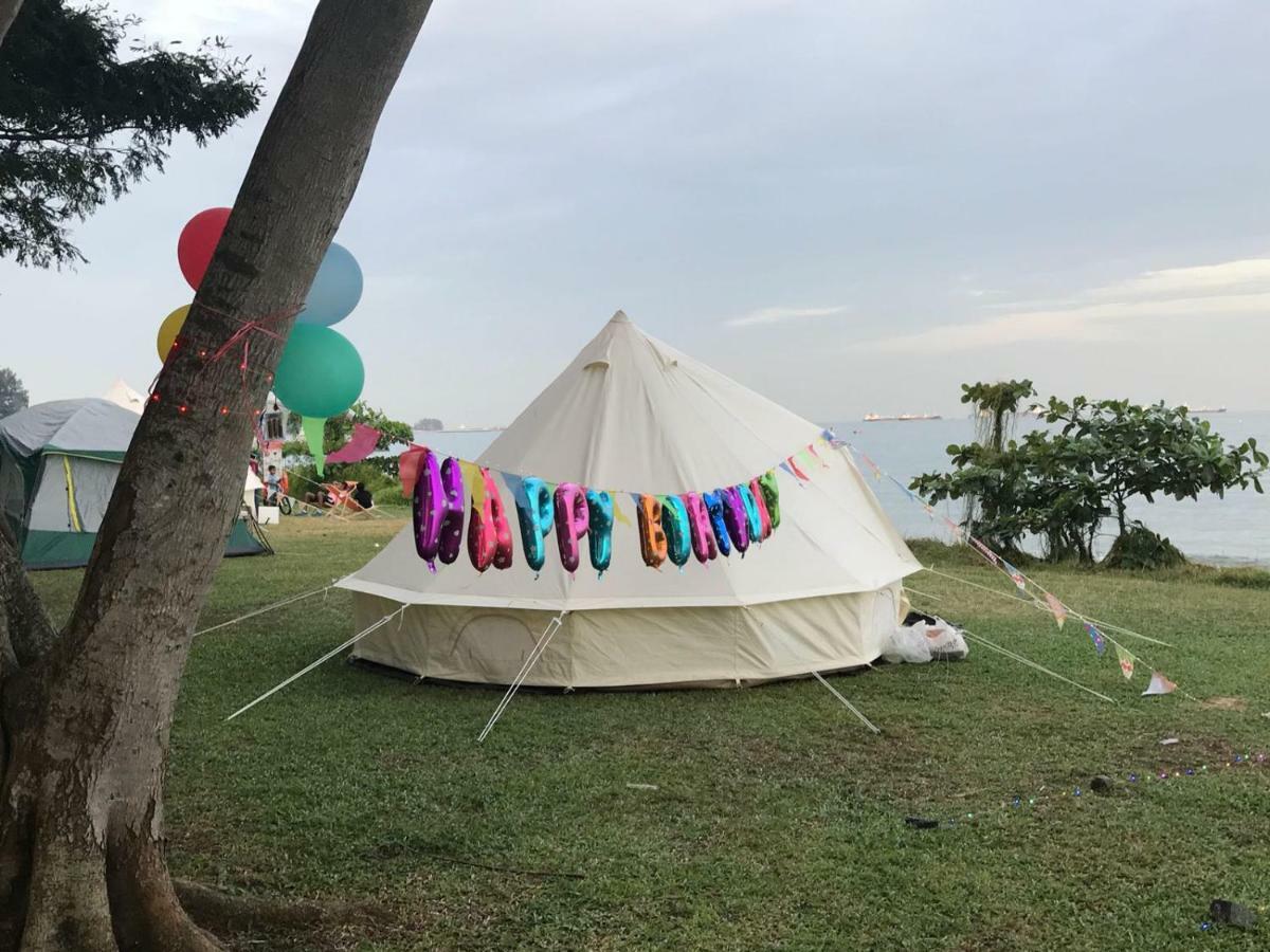 Glamping Kaki - Medium Bell Tent Singapore Bagian luar foto